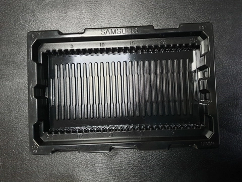 Khay linh kiện điện tử